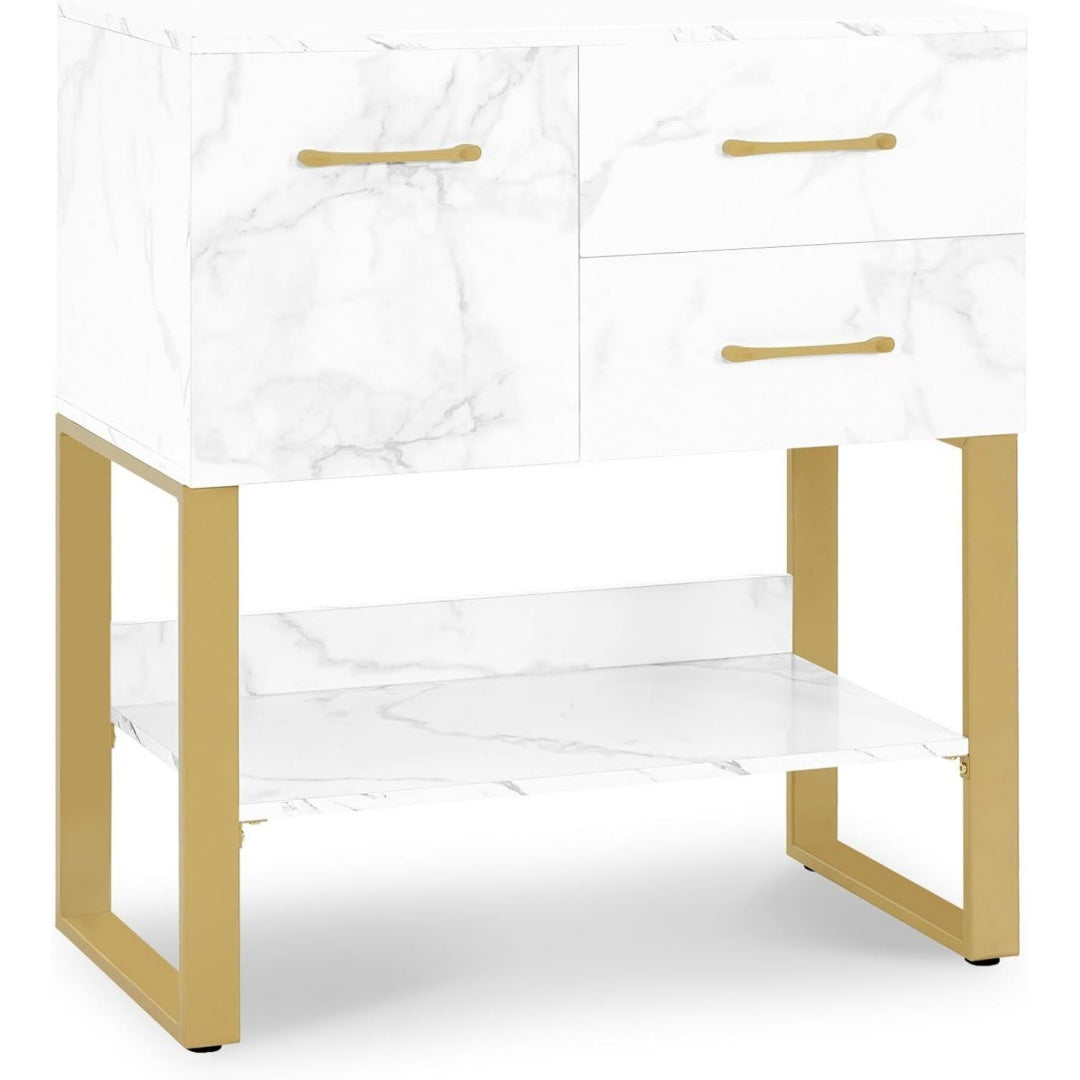Glaenzende Oberflaechen ergaenzen das Sideboard