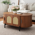 3 Schubladen und gerundete Konturen an dem Sideboard